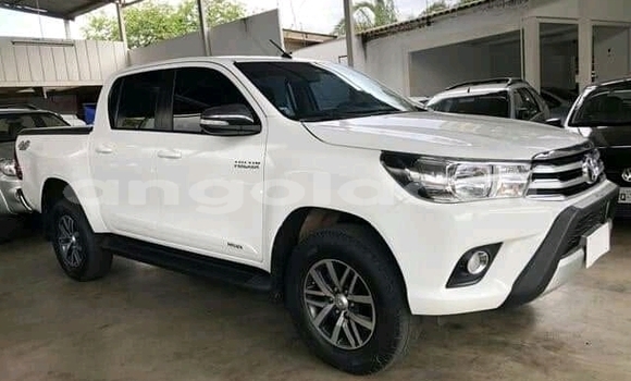 Comprar Usado Toyota Hilux Branco Carro em Luanda em Luanda Province Comprar Usado Toyota Hilux Branco Carro em Luanda em Luanda Province