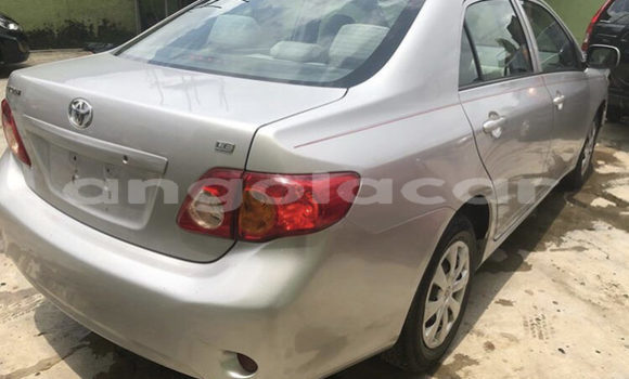 Buy Used Toyota Corolla White Car in Luanda in Luanda Province Buy Used Toyota Corolla White Car in Luanda in Luanda Province