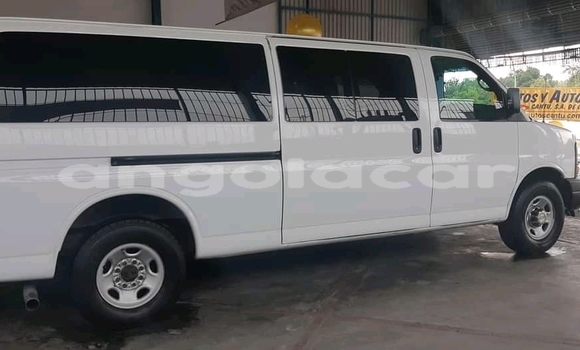 Acheter Occasion Voiture Chevlolet Spin Blanc à N'zeto, Zaïre Acheter Occasion Voiture Chevlolet Spin Blanc à N'zeto, Zaïre