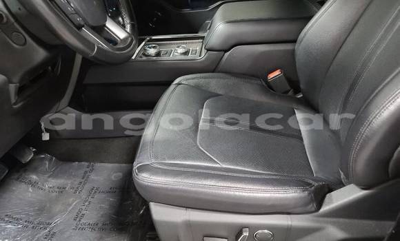 Comprar Usado Ford Expedition Branco Carro em Luena em Moxico Comprar Usado Ford Expedition Branco Carro em Luena em Moxico