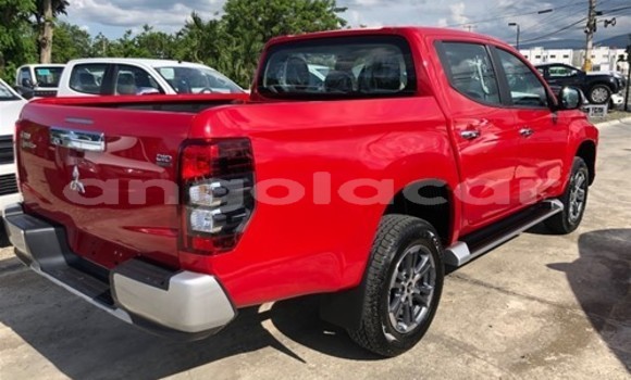 Buy Used Mitsubishi L200 Red Car in Luanda in Luanda Province Buy Used Mitsubishi L200 Red Car in Luanda in Luanda Province