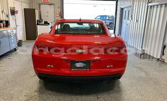 Acheter Occasion Voiture Chevrolet Camaro Rouge à Luena, Moxico Acheter Occasion Voiture Chevrolet Camaro Rouge à Luena, Moxico
