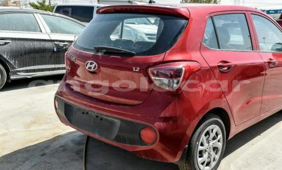 Comprar Usado Hyundai i10 Vermelho Carro em Luena em Moxico Comprar Usado Hyundai i10 Vermelho Carro em Luena em Moxico