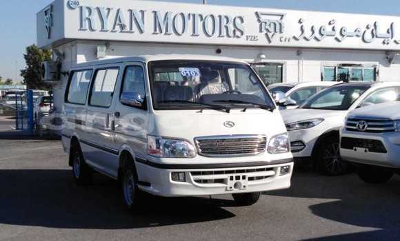Buy New Jinbei Haise White Car in Luanda in Luanda Province Buy New Jinbei Haise White Car in Luanda in Luanda Province