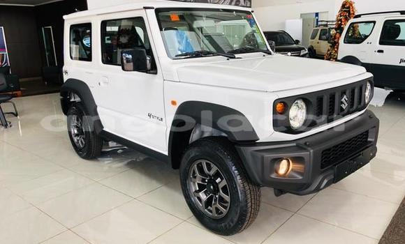 Acheter Occasion Voiture Suzuki Jimny Blanc à Luena, Moxico Acheter Occasion Voiture Suzuki Jimny Blanc à Luena, Moxico