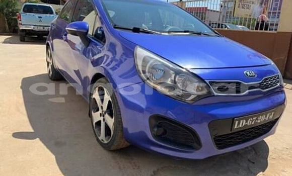 Acheter Occasion Voiture Kia rio Bleu à Luena, Moxico