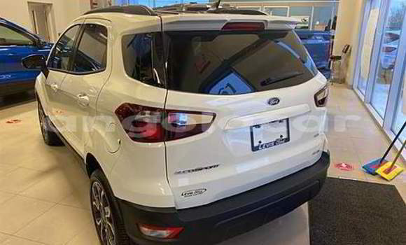 Buy Used Ford EcoSport White Car in Luena in Moxico Buy Used Ford EcoSport White Car in Luena in Moxico