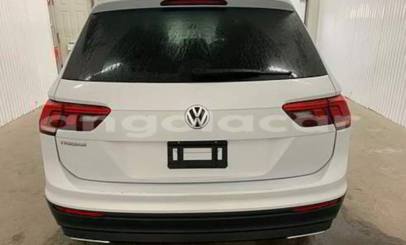 Acheter Occasion Voiture Volkswagen Tiguan Blanc à Luena, Moxico Acheter Occasion Voiture Volkswagen Tiguan Blanc à Luena, Moxico