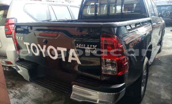 Comprar Usado Toyota Hilux Preto Carro em Luanda em Luanda Province Comprar Usado Toyota Hilux Preto Carro em Luanda em Luanda Province
