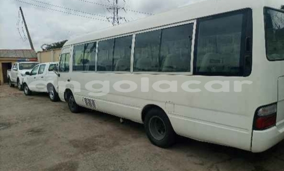 Acheter Occasion Voiture Toyota Coaster Blanc à Luena, Moxico Acheter Occasion Voiture Toyota Coaster Blanc à Luena, Moxico