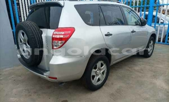 Buy Used Toyota RAV4 White Car in Luena in Moxico Buy Used Toyota RAV4 White Car in Luena in Moxico