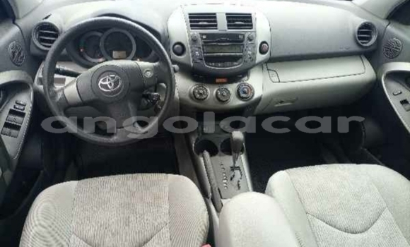Buy Used Toyota RAV4 White Car in Luena in Moxico Buy Used Toyota RAV4 White Car in Luena in Moxico