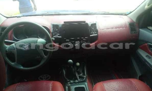 Buy Used Toyota Hilux Blue Car in Luena in Moxico Buy Used Toyota Hilux Blue Car in Luena in Moxico