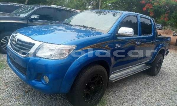 Buy Used Toyota Hilux Blue Car in Luena in Moxico Buy Used Toyota Hilux Blue Car in Luena in Moxico