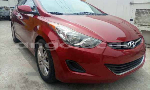 Acheter Occasion Voiture Hyundai Elantra Rouge à Luanda, Province de Luanda