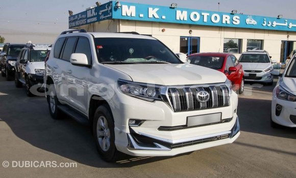 Comprar Importar Toyota Prado Branco Carro em Import - Dubai em Bengo Province Comprar Importar Toyota Prado Branco Carro em Import - Dubai em Bengo Province