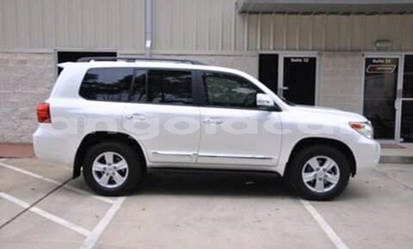 Buy Used Toyota Land Cruiser White Car in Luanda in Luanda Province Buy Used Toyota Land Cruiser White Car in Luanda in Luanda Province