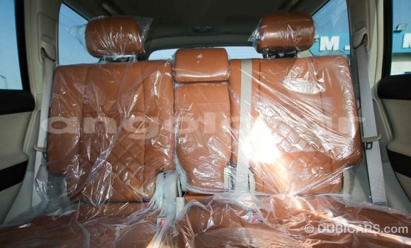 Comprar Importar Toyota Prado Branco Carro em Import - Dubai em Bengo Province Comprar Importar Toyota Prado Branco Carro em Import - Dubai em Bengo Province