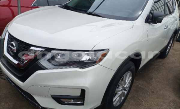 Buy Used Nissan Rogue White Car in N'zeto in Zaire Buy Used Nissan Rogue White Car in N'zeto in Zaire