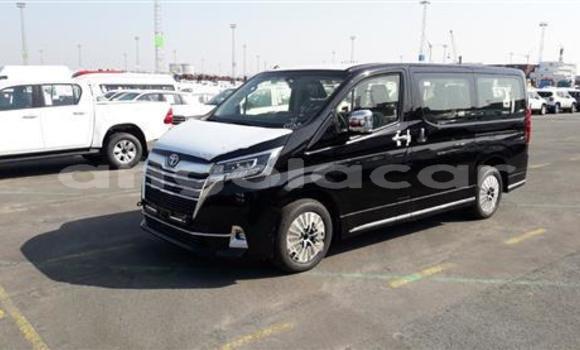 Buy Used Toyota Granvia Black Car in Luena in Moxico Buy Used Toyota Granvia Black Car in Luena in Moxico