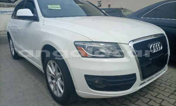 Acheter Occasion Voiture Audi Q5 Blanc à Luanda, Province de Luanda Acheter Occasion Voiture Audi Q5 Blanc à Luanda, Province de Luanda