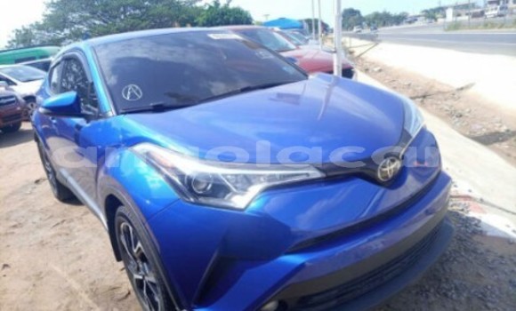 Acheter Occasion Voiture Toyota C-HR Bleu à Luena, Moxico