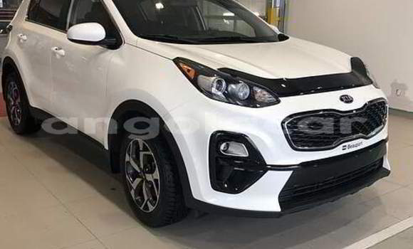 Buy Used Kia Sportage White Car in Luena in Moxico Buy Used Kia Sportage White Car in Luena in Moxico