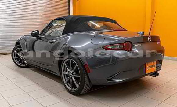 Comprar Usado Mazda MX-5 Preto Carro em Luena em Moxico Comprar Usado Mazda MX-5 Preto Carro em Luena em Moxico