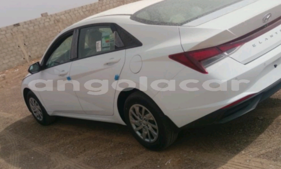 Buy New Hyundai Elantra White Car in Luanda in Luanda Province Buy New Hyundai Elantra White Car in Luanda in Luanda Province