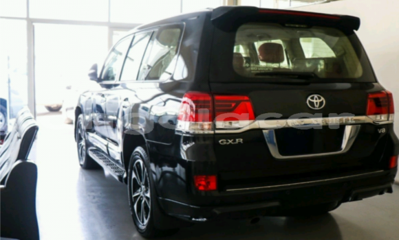 Buy New Toyota Land Cruiser Black Car in Huambo in Huambo