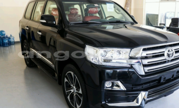 Comprar Novo Toyota Land Cruiser Preto Carro em Huambo em Huambo Comprar Novo Toyota Land Cruiser Preto Carro em Huambo em Huambo