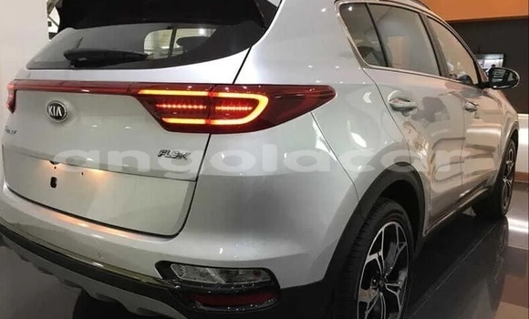 Comprar Usado Kia Sportage Branco Carro em Huambo em Huambo Comprar Usado Kia Sportage Branco Carro em Huambo em Huambo