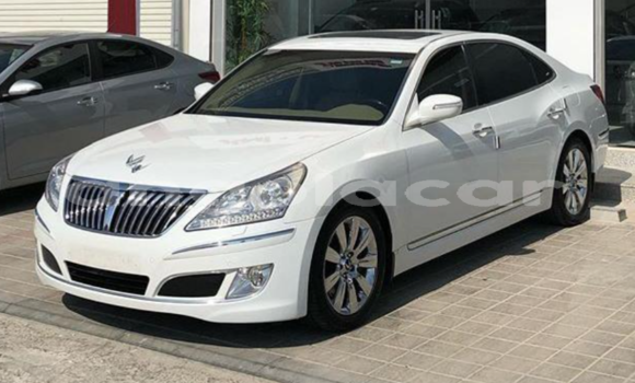 Comprar Usado Hyundai Centennial Branco Carro em Huambo em Huambo Comprar Usado Hyundai Centennial Branco Carro em Huambo em Huambo