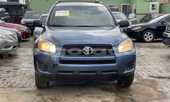 Buy Used Toyota RAV4 Blue Car in N'zeto in Zaire Buy Used Toyota RAV4 Blue Car in N'zeto in Zaire