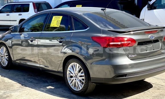 Acheter Occasion Voiture Ford Focus Autre à Luanda, Province de Luanda Acheter Occasion Voiture Ford Focus Autre à Luanda, Province de Luanda