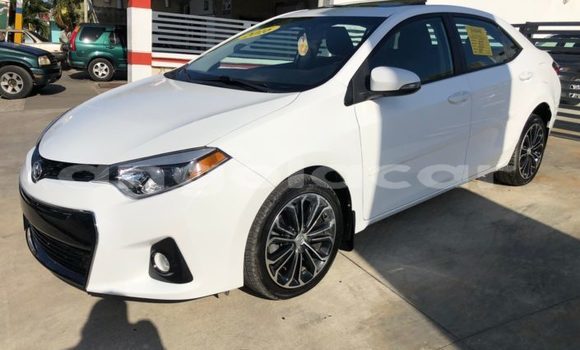 Comprar Novo Toyota Corolla Outro Carro em N'zeto em Zaire