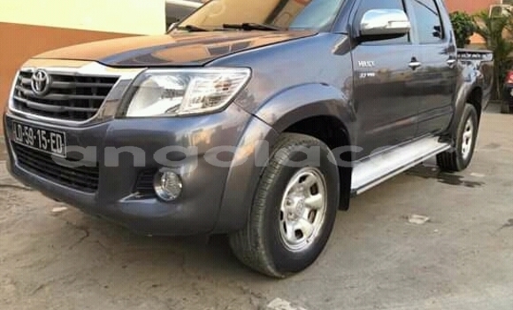 Buy Used Toyota Hilux Black Car in Luena in Moxico Buy Used Toyota Hilux Black Car in Luena in Moxico