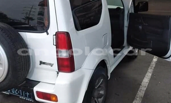 Acheter Occasion Voiture Suzuki Jimny Blanc à Luena, Moxico Acheter Occasion Voiture Suzuki Jimny Blanc à Luena, Moxico