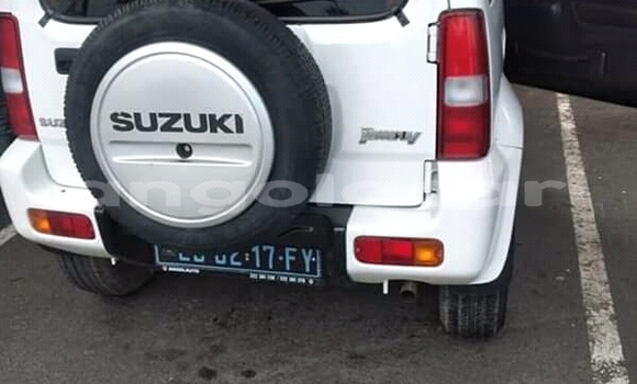 Acheter Occasion Voiture Suzuki Jimny Blanc à Luena, Moxico Acheter Occasion Voiture Suzuki Jimny Blanc à Luena, Moxico
