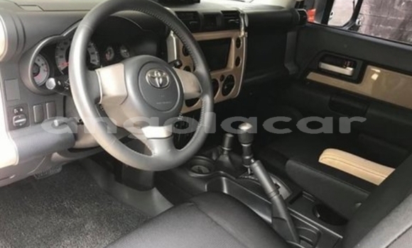 Acheter Occasion Voiture Toyota FJ Cruiser Autre à Benguela, Benguela Acheter Occasion Voiture Toyota FJ Cruiser Autre à Benguela, Benguela