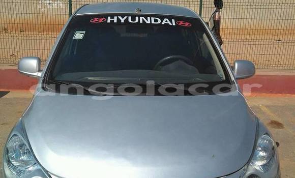 Comprar Usado Hyundai i10 Prata Carro em Luanda em Luanda Province Comprar Usado Hyundai i10 Prata Carro em Luanda em Luanda Province