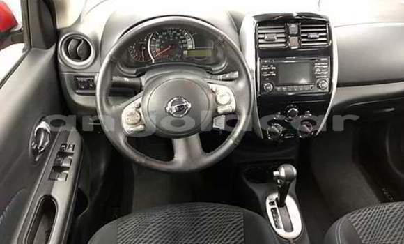 Acheter Occasion Voiture Nissan Micra Rouge à Luena, Moxico Acheter Occasion Voiture Nissan Micra Rouge à Luena, Moxico