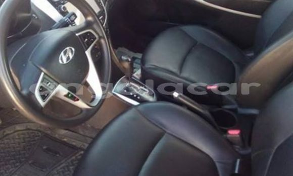 Comprar Usado Hyundai Accent Prata Carro em Benguela em Benguela Comprar Usado Hyundai Accent Prata Carro em Benguela em Benguela