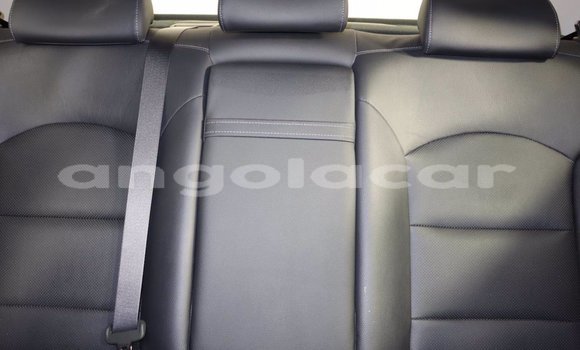 Buy Used Kia Cadenza Silver Car in Benguela in Benguela Buy Used Kia Cadenza Silver Car in Benguela in Benguela