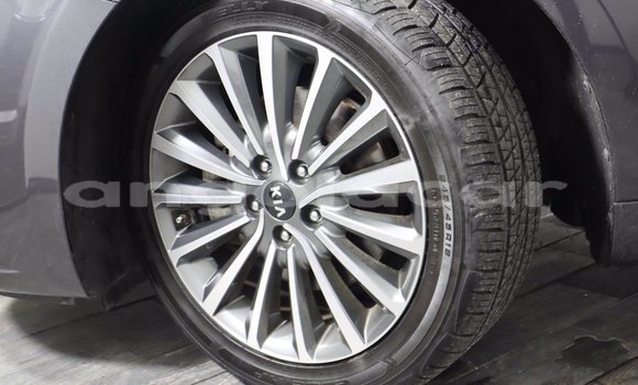 Buy Used Kia Cadenza Silver Car in Benguela in Benguela Buy Used Kia Cadenza Silver Car in Benguela in Benguela