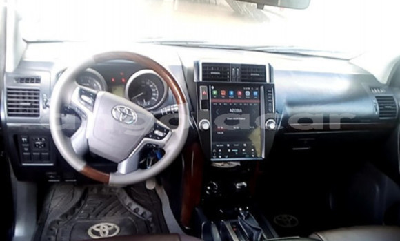 Acheter Occasion Voiture Toyota Land Cruiser Prado Noir à Luena, Moxico Acheter Occasion Voiture Toyota Land Cruiser Prado Noir à Luena, Moxico