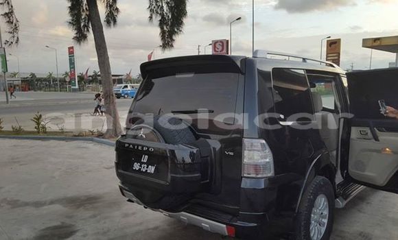 Comprar Usado Mitsubishi Pajero Preto Carro em Benguela em Benguela Comprar Usado Mitsubishi Pajero Preto Carro em Benguela em Benguela