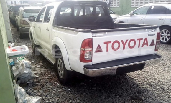 Buy Used Toyota Hilux White Car in Luena in Moxico Buy Used Toyota Hilux White Car in Luena in Moxico