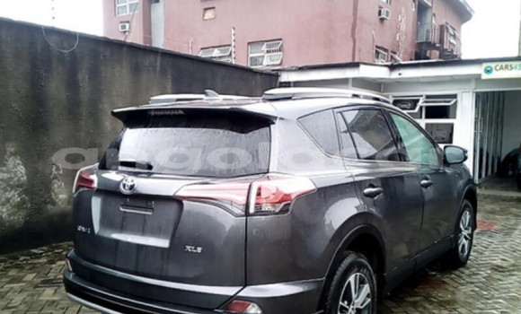 Acheter Occasion Voiture Toyota RAV4 Autre à Luena, Moxico Acheter Occasion Voiture Toyota RAV4 Autre à Luena, Moxico