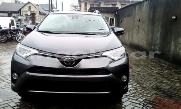 Acheter Occasion Voiture Toyota RAV4 Autre à Luena, Moxico Acheter Occasion Voiture Toyota RAV4 Autre à Luena, Moxico